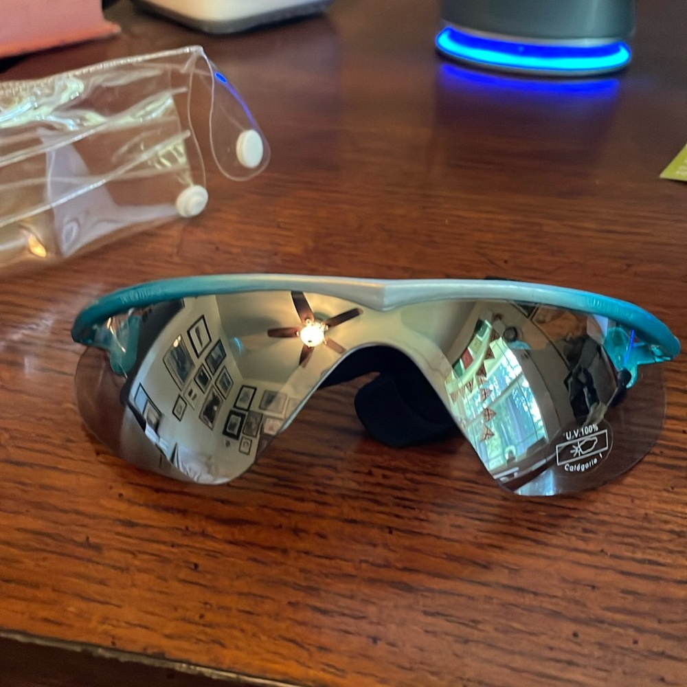 Doggles K9 Optix Dog Sunglasses size medium NEW